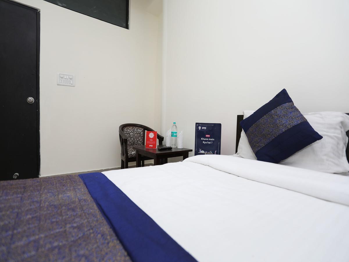 Oyo 11605 Hotel Aravali Inn Нью-Дели Экстерьер фото